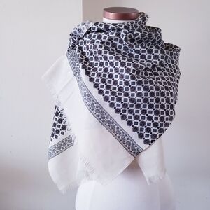 Vintage Pure Wool Opera Scarf, Italian 50s 60s, wide oblong // made in Italy